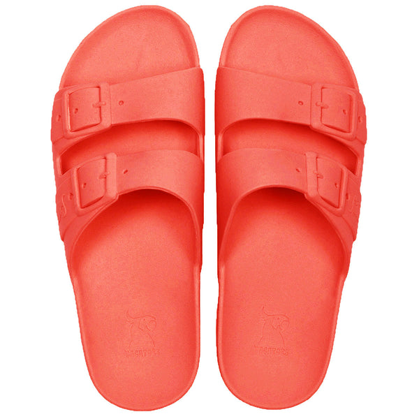 Semelle de sandales Cacatoès modèle Rio de Janeiro Corail : dynamique et confortable en corail, idéale pour ajouter une touche de couleur vive à vos sandales.