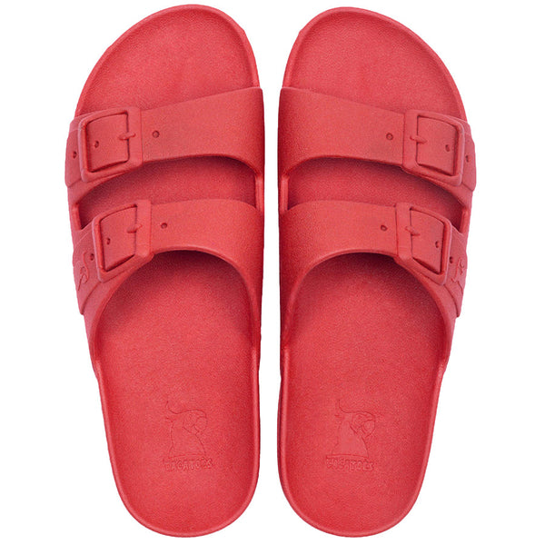 Sandales Cacatoès modèle Rio de Janeiro Red : un design audacieux en rouge vif, parfait pour ajouter une touche de couleur et de confort à votre style estival.