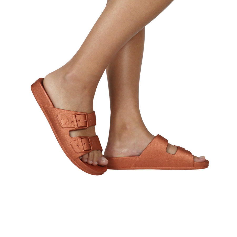 BALEIA - BRICK